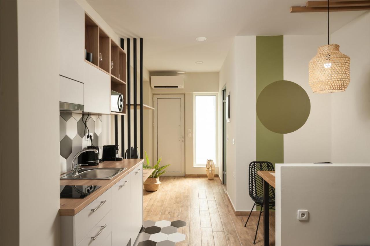 Salty Colours Apartments Almirida Exterior foto