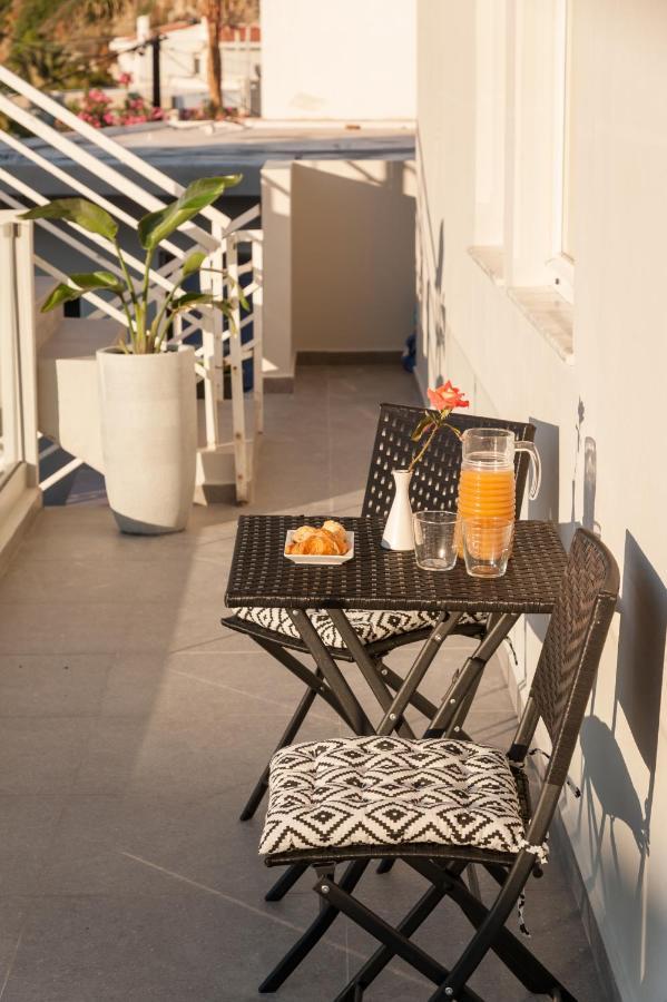 Salty Colours Apartments Almirida Exterior foto